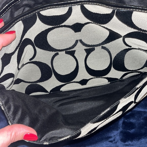 Coach crossbody like new! Retails for $248! - Picture 13 of 14